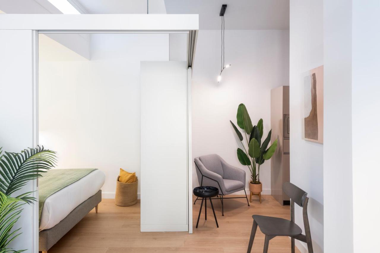 Suites Maestranza - Santas Patronas By Magno Apartments Seville Exterior photo