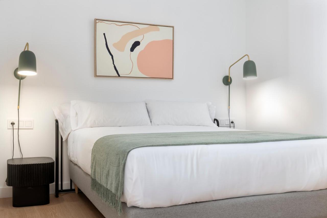 Suites Maestranza - Santas Patronas By Magno Apartments Seville Exterior photo